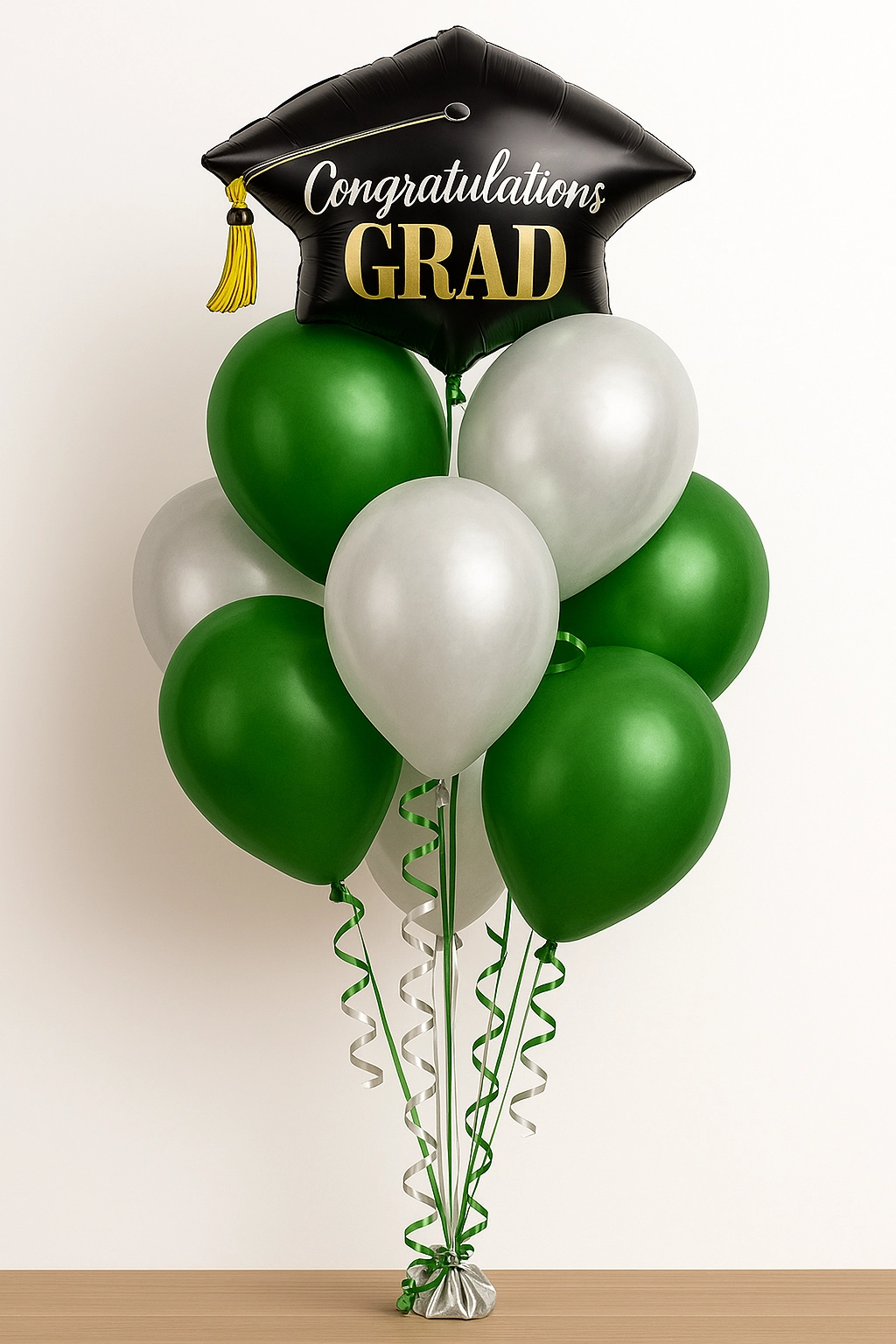 Graduation Balloon Bouquet 12 Latex, 1 Foil Balloon